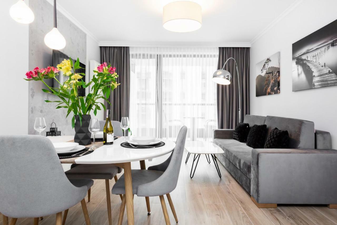 Apartments Warsaw Dzielna by Renters Exterior foto